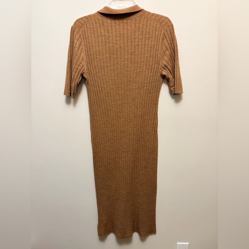 100% Extra Fine Merino Wool Ribbed Button Front Midi Dress - Picture 7 of 7